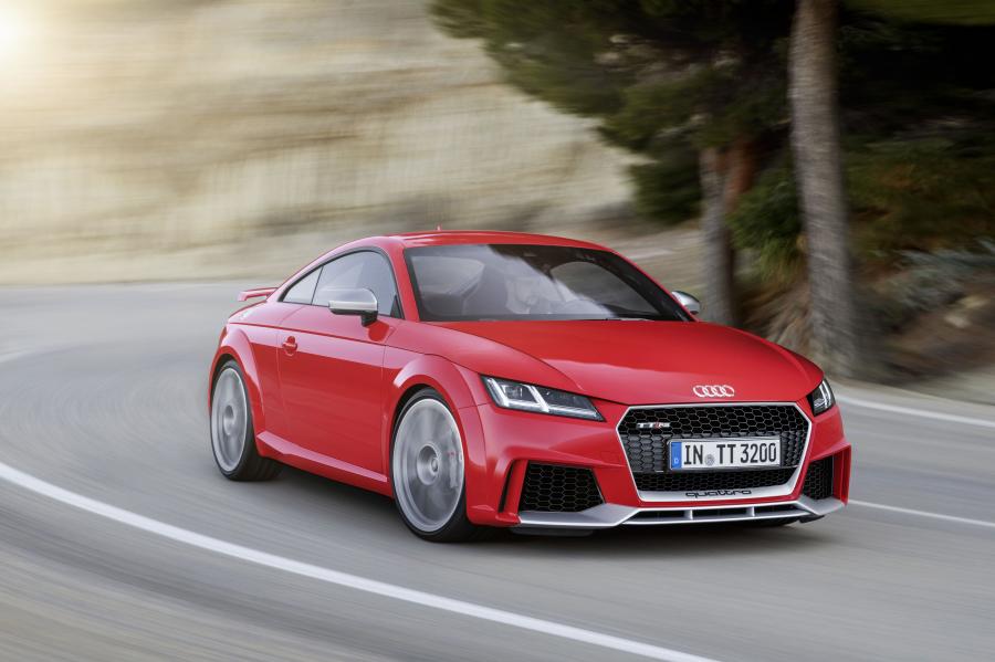  Audi TT RS Coupe (8S) 2016 года  (WW) (фото 28 из 57)